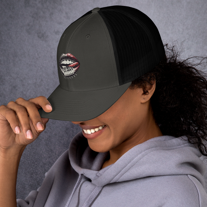 Unisex Trucker-Cap - Bitter Sweet Kiss